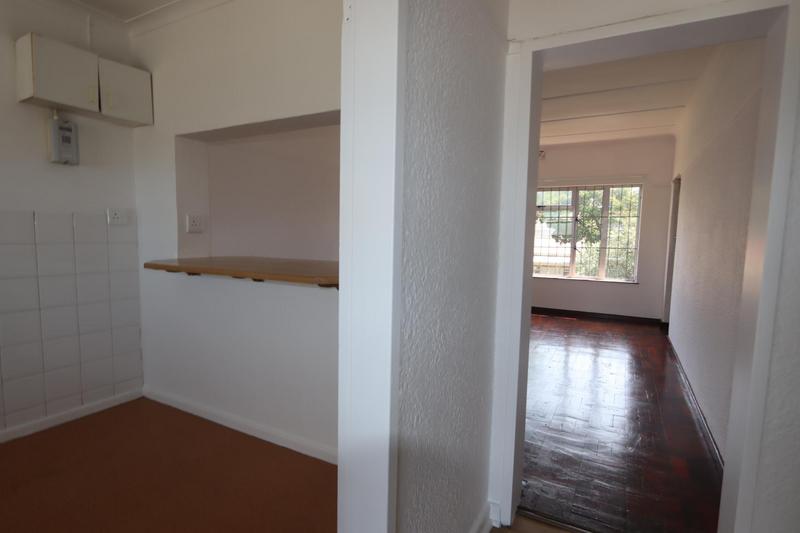To Let 2 Bedroom Property for Rent in Lansdowne Western Cape
